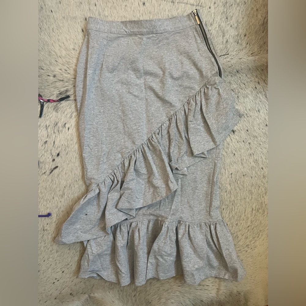 Maxi ruffle skirt